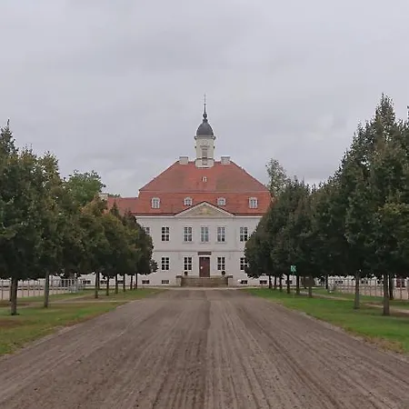 Fewo In Neustadt/Dosse, Der Stadt Der Pferde Leddin Exterior photo